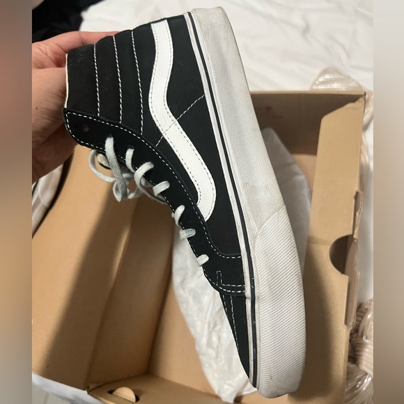 VANS Sk8-Hi Black & White Shoes - Picture 6 of 8